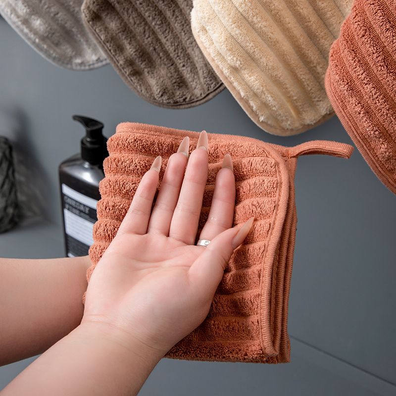 Toallas pequeñas toallas suaves cuadradas colgantes absorción de agua secado rápido para niños y mujeres lindos toallas domésticas para inodoro