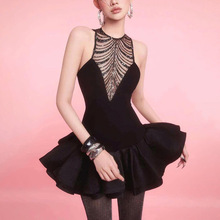 法式性感纯欲风轻奢背心短裙2025秋季新款设计感透视时尚连衣裙女