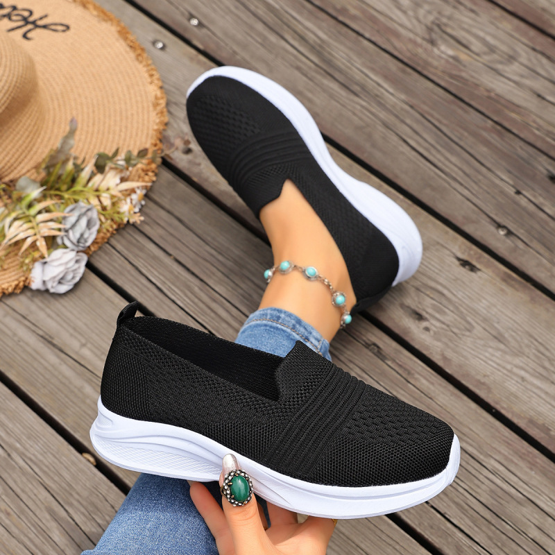 Women's slip-on shoes, lightweight and comfortable with soft soles and mesh uppers, a bargain find, fashionable and lightweight, last-minute stock, wide fit, plus sizes, shallow toe shoes Women's slip-on shoes, lightweight and comfortable with soft soles and mesh uppers, a bargain find, fashionable and lightweight, last-minute stock, wide fit, plus sizes, shallow toe shoes
