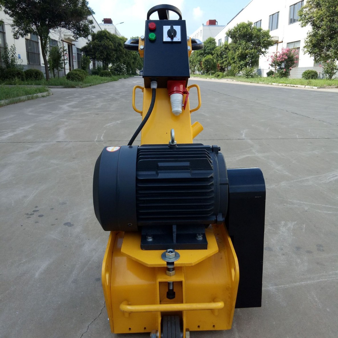 厂家供应混凝土汽油铣刨机 路面拉毛用铣刨机 手推式铣刨机