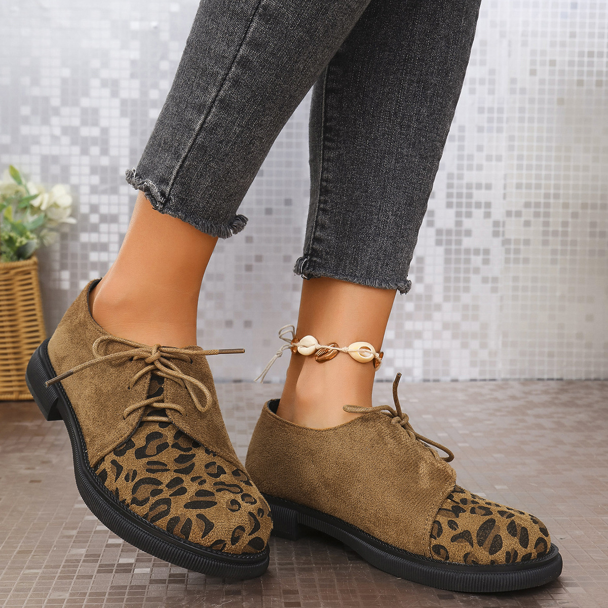 plus Size Women's Lace-Up Low Top Loafers Leopard Print Platform Chunky Heel Autumn Style Export Shoes_voghion.com