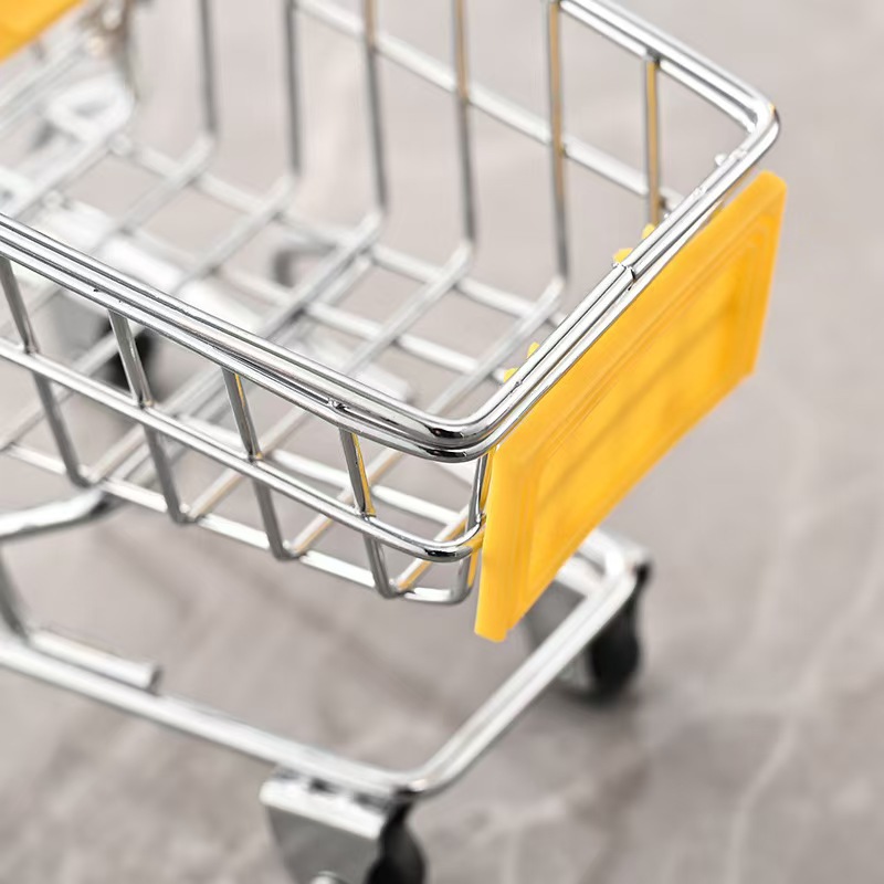 Mini Carrito de Compras Decorativo Pequeño de Hierro, para Almacenamiento de Juguetes image 3