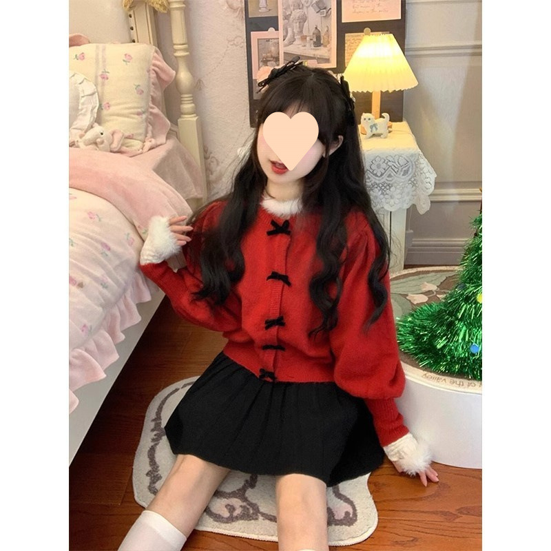 Red cute sweater with bow