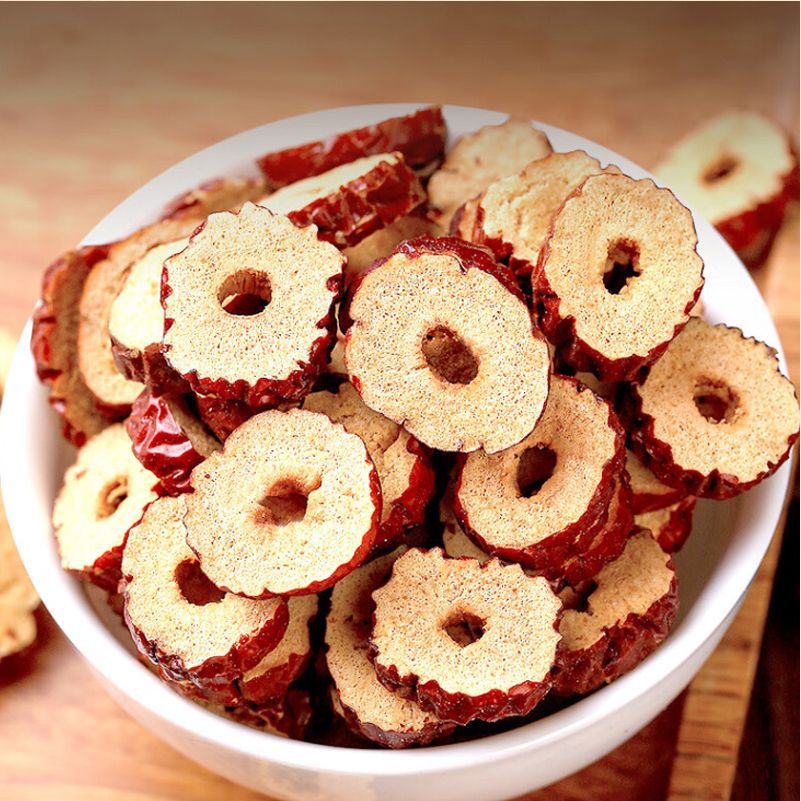 Dried Red Date Slices Hong Zao 250g Jar Seedless Jujube Rings for Tea and Cooking in use