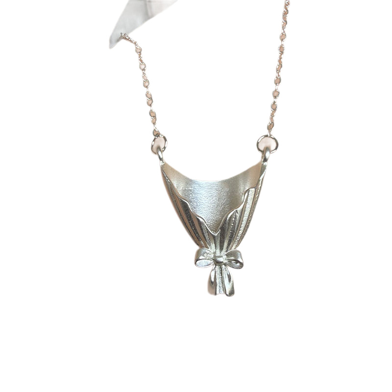 Popular Independent Brand Bouquet Bowknot Necklace for Women, with Flower Arrangement Design, Clavicle Chain with a Sense of Design, Light Luxury and High-End Feel