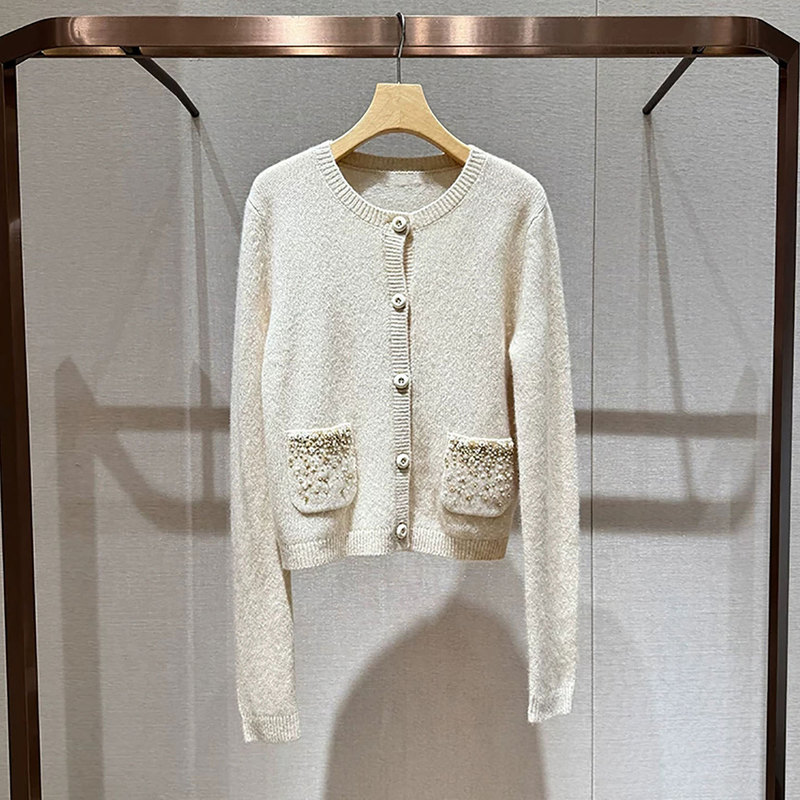 Mo Shuweiya 2026 Autumn New French Elegant Pocket Beaded Single-Breasted Knit Sweater XSJ4M21D