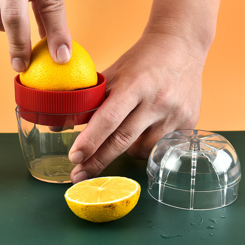 Creative Kitchen Tool Portable Plastic Juicer Cup Manual Lemon Orange Juicer Mini Multi-purpose Juicer