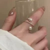 J937 Silver, multi-layer pearl ring