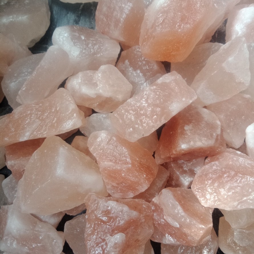 现货去粉末水洗盐石白色 粉色2--3.3---5厘米扩香石水晶盐块