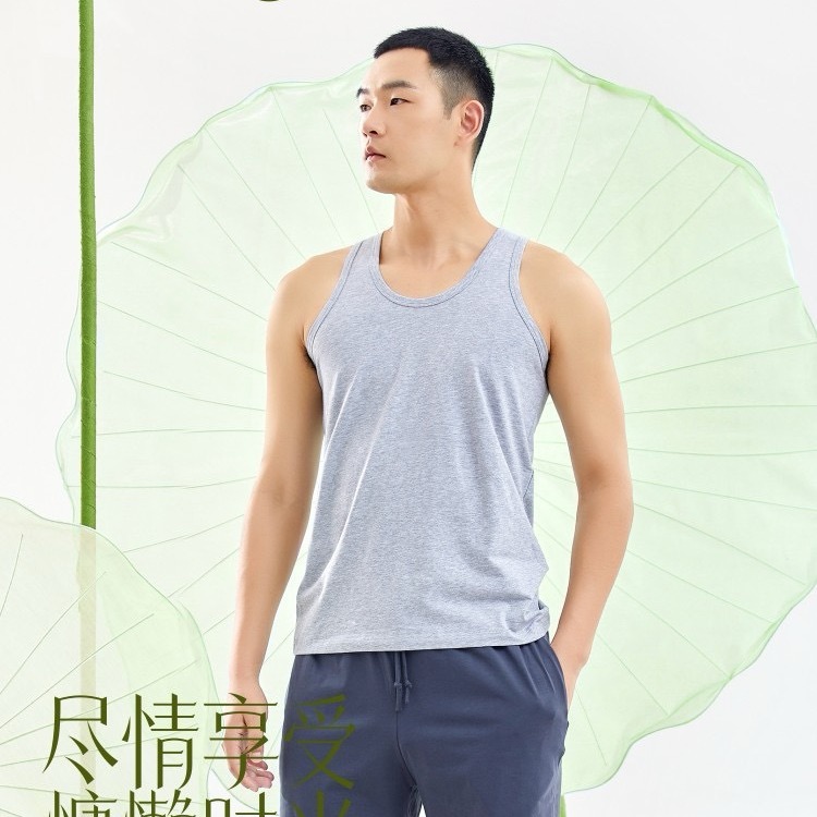 Refreshing summer vest with a round collar