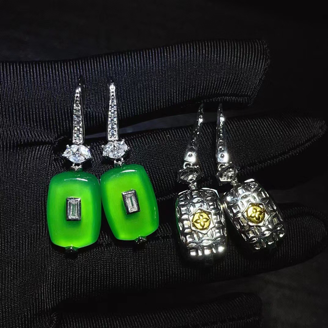 (2개) 천연 마노 S  SEIKO 녹색 CHALCEDONY 안전하고 사건이없는 브랜드 귀걸이 작은 높은 얼음 여성용 귀걸이 도매