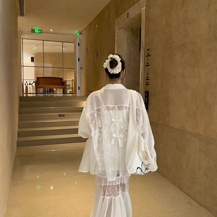 Lace White Sun Protection Shirt for Women, Summer 2026 New Style, Loose and Drapey with Back Slit, Ice Silk Thin Jacket Lace White Sun Protection Shirt for Women, Summer 2026 New Style, Loose and Drapey with Back Slit, Ice Silk Thin Jacket