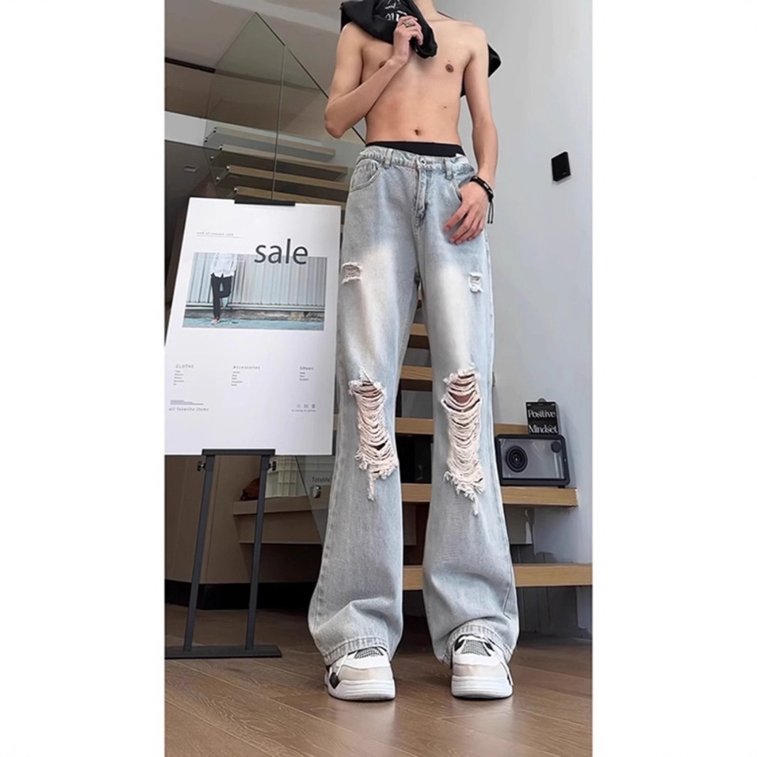 浅蓝色弯刀破洞牛仔裤男夏季修身显瘦裤子美式高街vibe直筒微喇裤