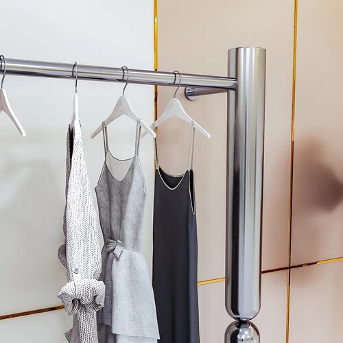 Clothing store display rack wall-mounted stainless steel children's clothing hanger trendy women's clothing store floor display stand