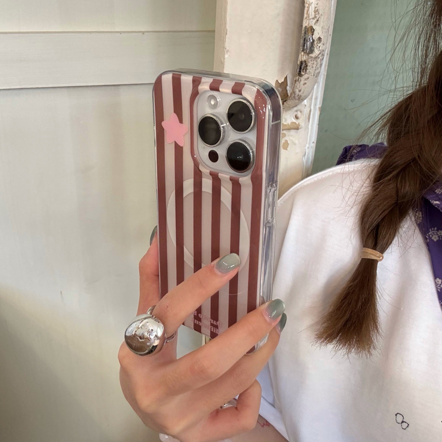 Sencillo a rayas marrón a rayas verticales brillo amor para iPhone16 funda para teléfono móvil 15ProMax pareja 14/13