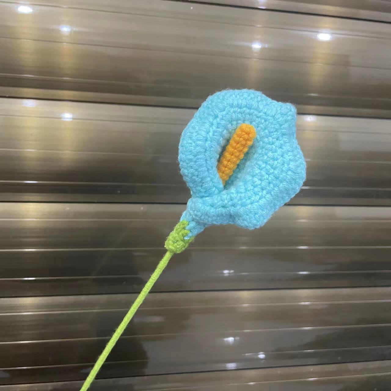 Lily tejido a mano acabado rosa Lily Tulip flor artificial lana ramo regalo