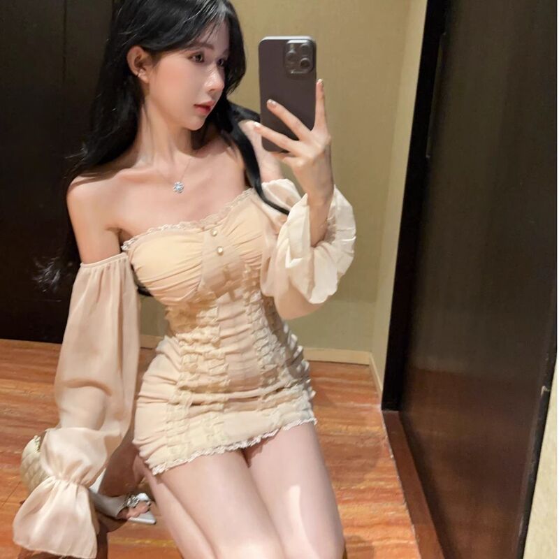Pure Lust Sexy Lace Tube Top Lantern Sleeve Dress for Women, Beautiful One-Shoulder Slim Fit Fashionable Hip-Hugging Short Skirt