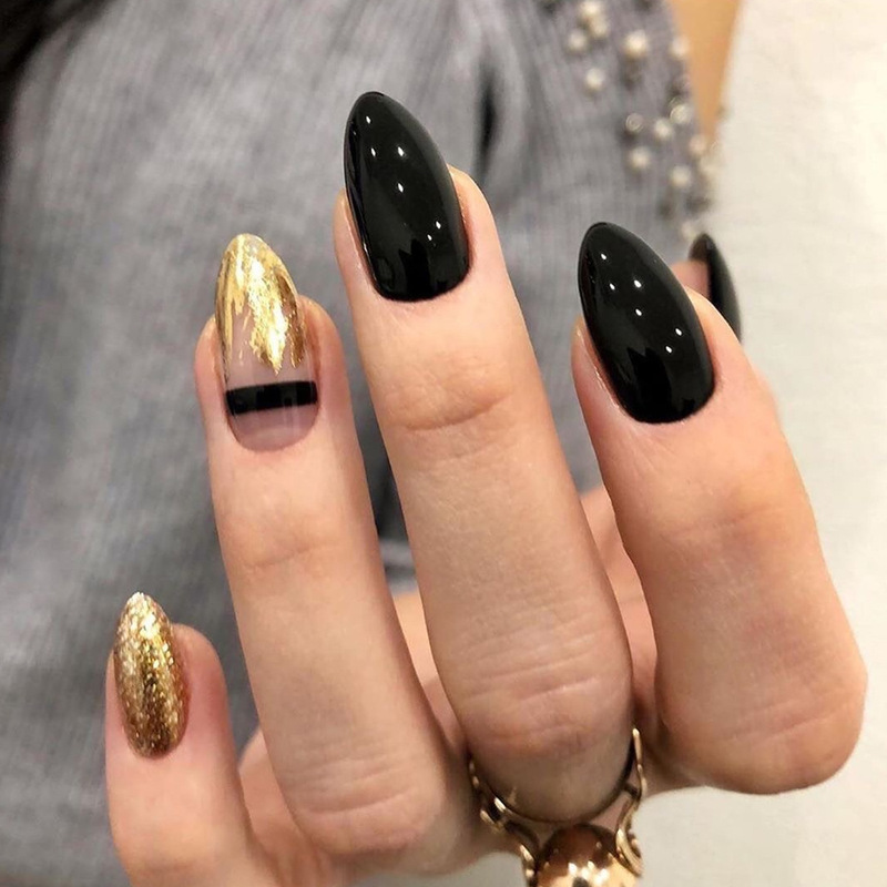 Black Gold Glitter Pointed Wearable Manicure Finished Fake Nails Manicure Patches Nail Patches Waterproof Removable Nails