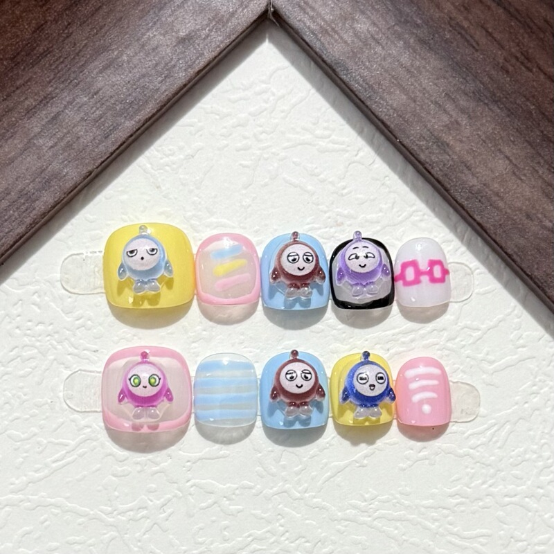 Children's Handmade Wearable Nails, Stereo Cute Egg Party Manicure Cartoon Patches, Handmade Nails Removable