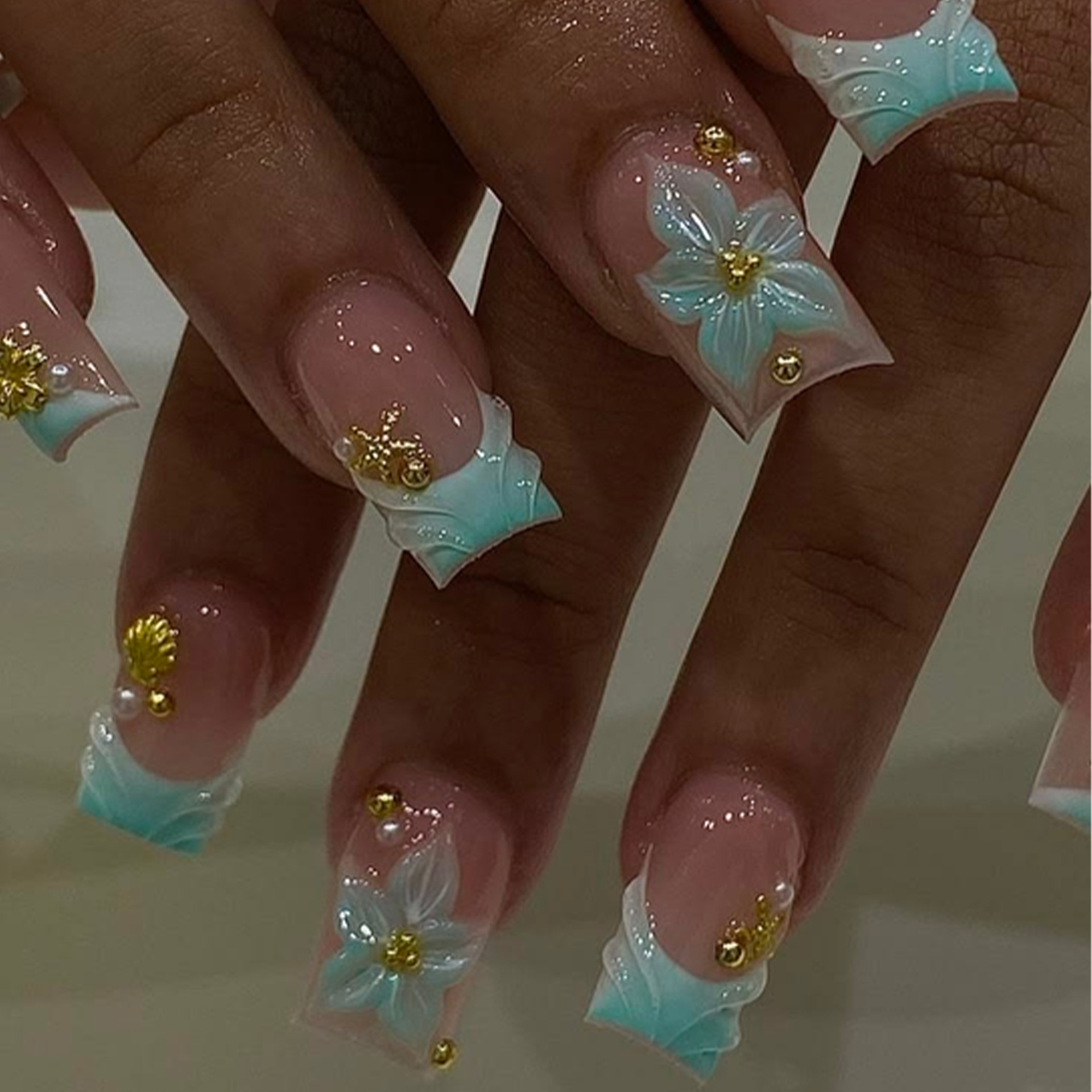 LeFan Manicure 3D Gradient French Style Wearable Nails Medium-Long Square Flower Pearl Rhinestone Foreign Trade False Nails Wholesale