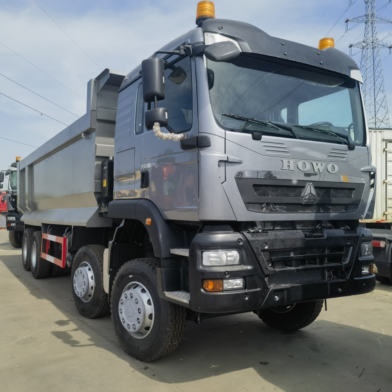 陕汽德龙F3000工程后翻自卸车 豪沃10轮 375马力箱式运输车翻斗车