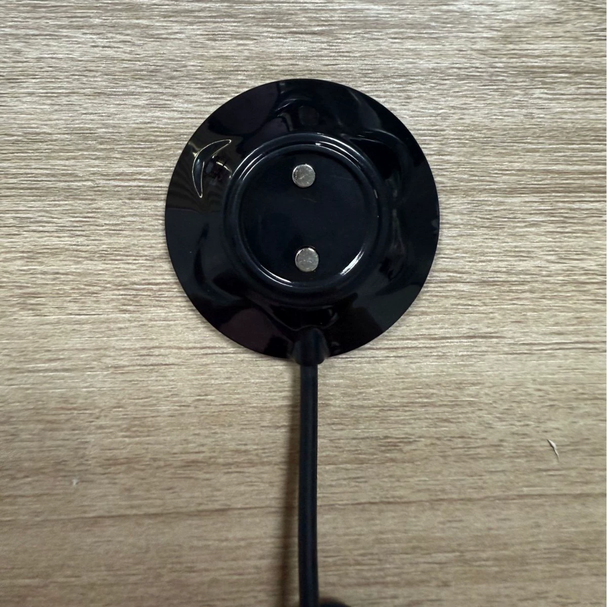 Зарядный кабель, розы