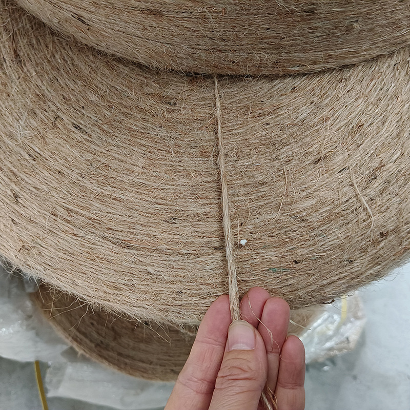 三股粗细黄麻绳拔河绳麻绳网