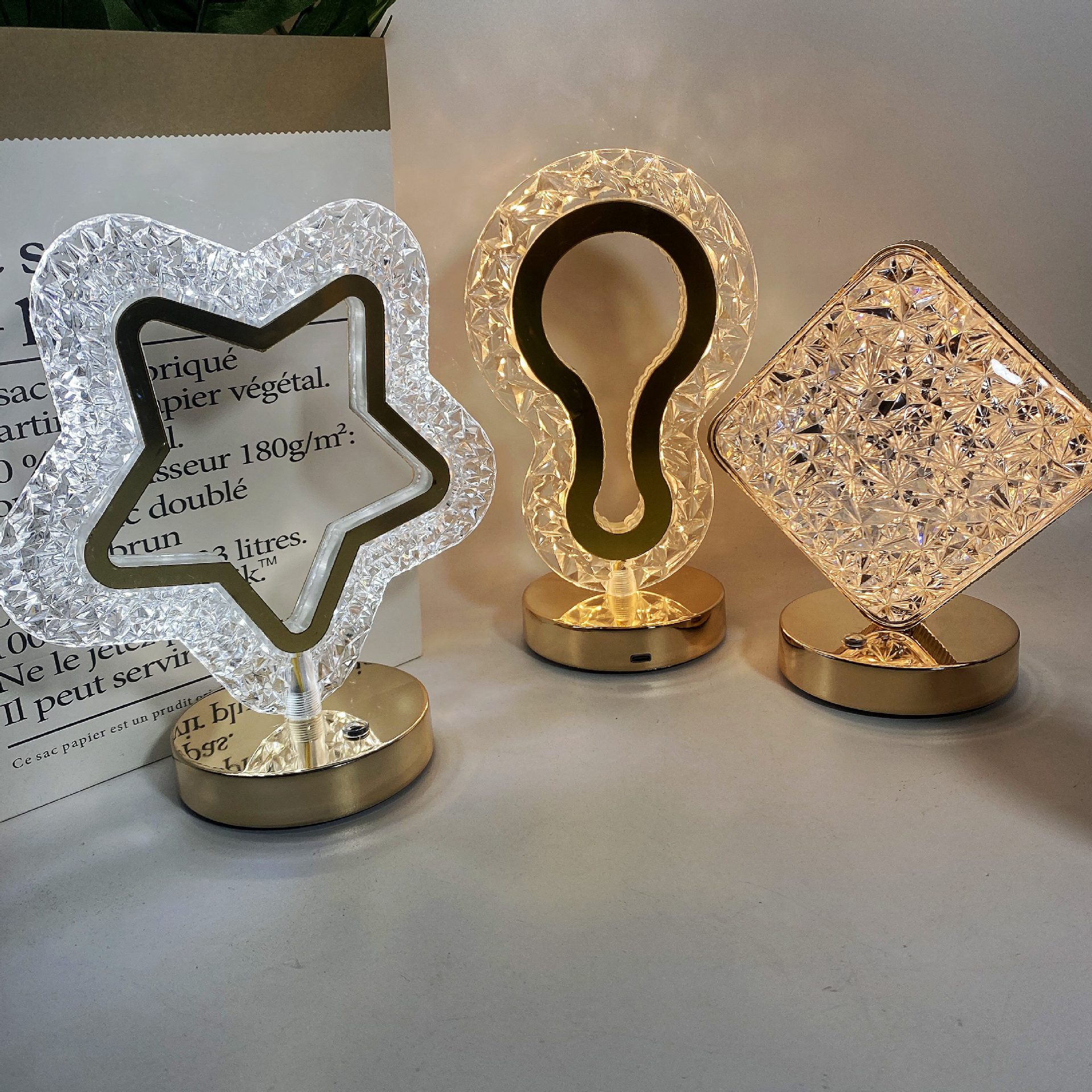 創意星星月亮小夜燈充電觸摸三色臥室床頭氛圍燈裝飾場景水晶檯燈