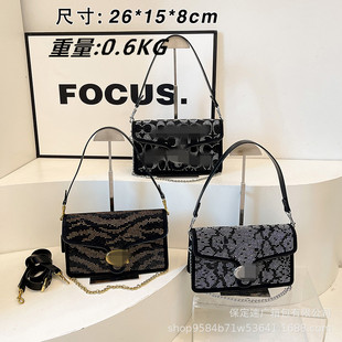 �¿�羳���R�yŮ���C�б����r�аٴ�ܼ�С�����W�������μ��