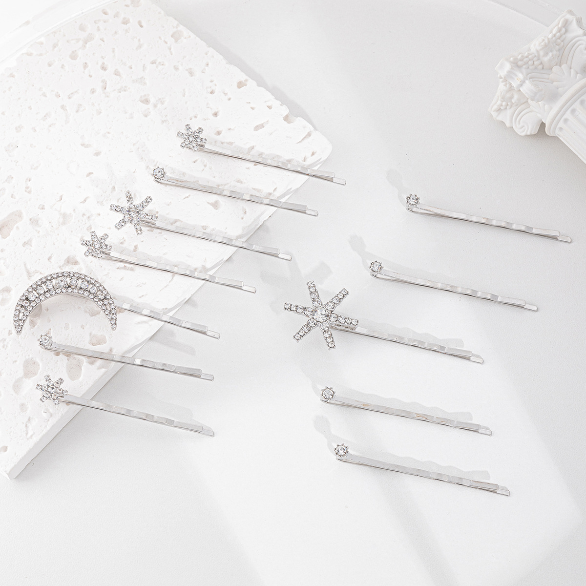 Women's Gender Sweet Shiny Women's Star Moon Rhinestone Hair Pins
