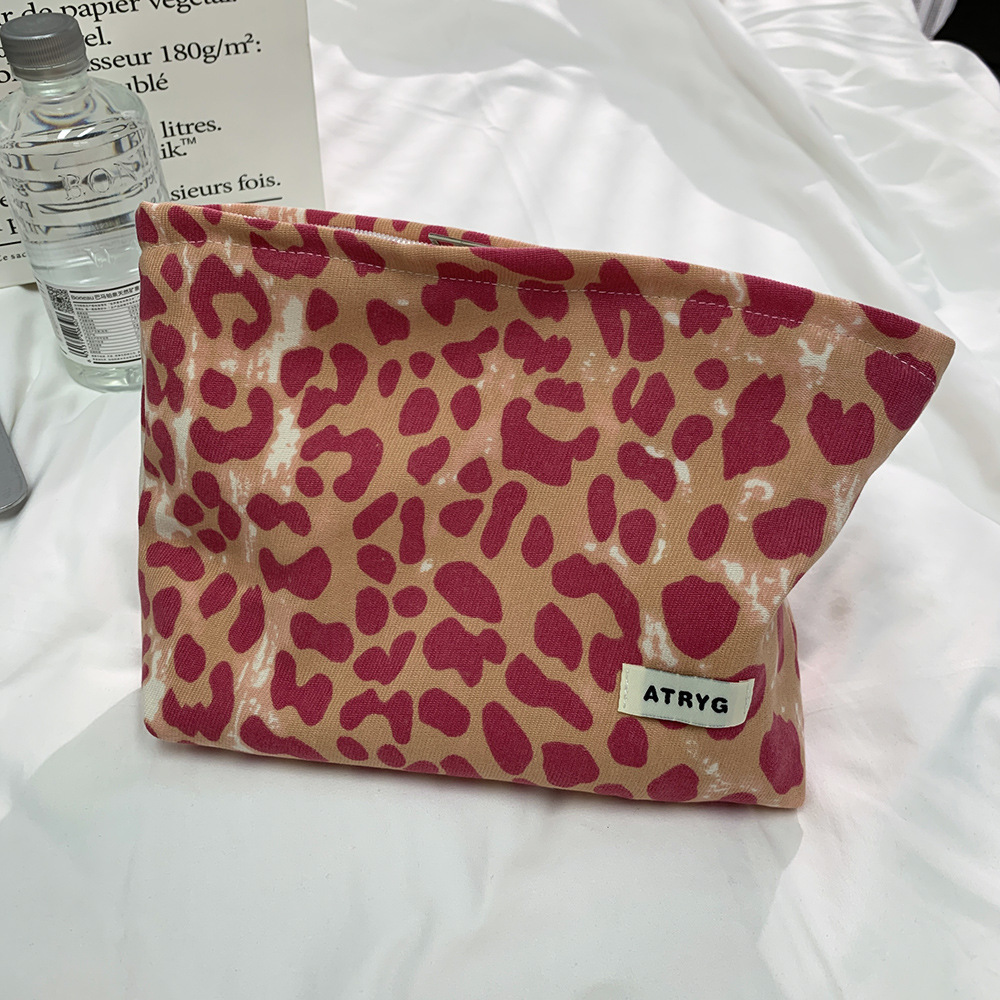 Comercio exterior transfronterizo leopardo bolsas de maquillaje bolsas de almacenamiento coreanas productos de cuidado de la piel bolsas de lavado bolsas de mano bolsas de maquillaje