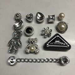 跨境熱款cross洞洞鞋花配飾diy可拆卸銀系小紅書同款鞋花