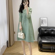 三宅风褶皱连衣裙2024夏季新款开衫钉珠弹力宽松大码女胖mm孕妇装