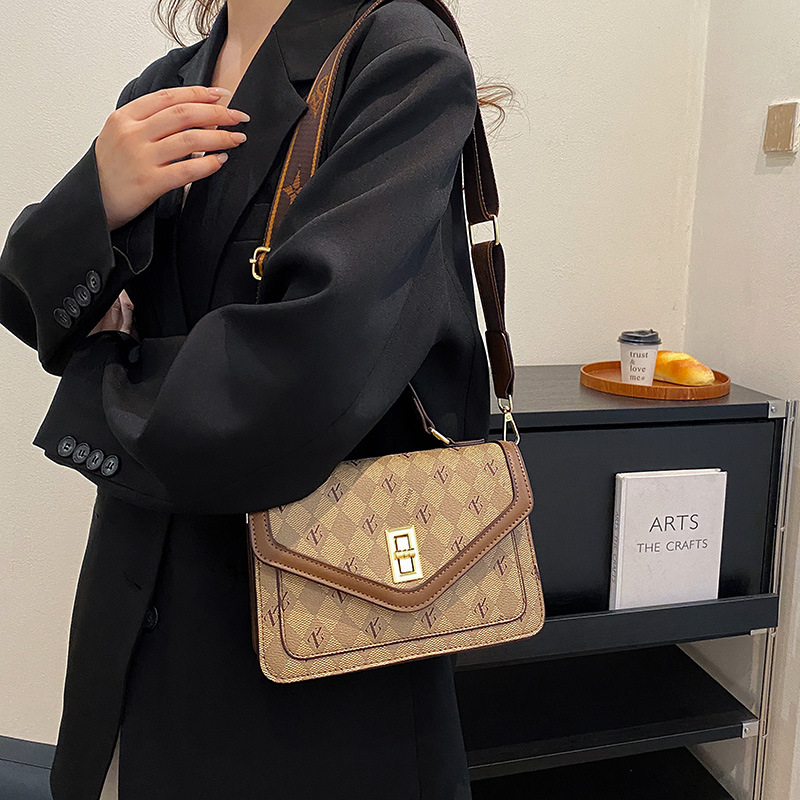 Borsa a tracolla donna grande capacità elegante e versatile_voghion.com