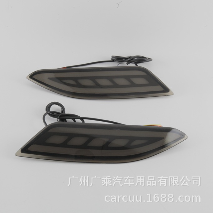 Adecuado para honda bozhi ancho trasero luz de advertencia luz modificada LED luz de freno parachoques trasero luz antiniebla trasera