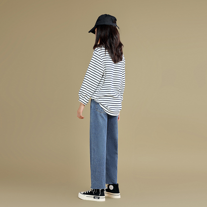 Camiseta de manga larga para niñas 2023 otoño nuevos niños medianos y grandes sueltos a rayas camisa de fondo delgada versátil cuello redondo superior