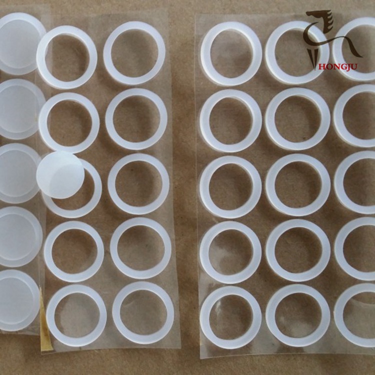 1383639011_888220048