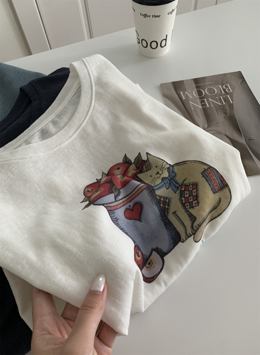 Women's Loose Round Neck Short Sleeve Top with Snowflake Cotton, 2025 Summer Thin Han-style Youthful Cat Fruit Print T-shirt