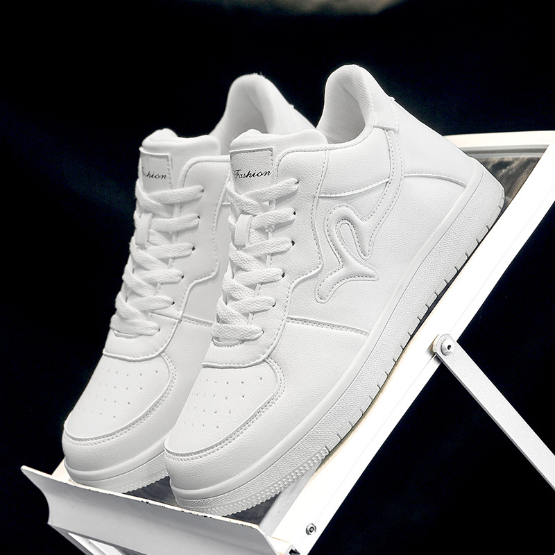 Zapatos de los hombres de invierno juventud deportes ocio altura aumento de la altura ZAPATOS DE LA JUNTA estudiantes de secundaria de cuero tamaño impermeable 45 caminar moda Zapatos