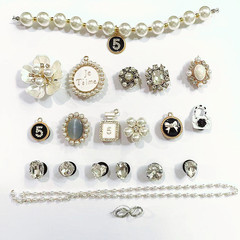 Amazon Best Selling Croc Shoes DIY Shoe Flower Decoration Princess Elegant Fragrance Shoe Buckle Set Accessories Little Red Book