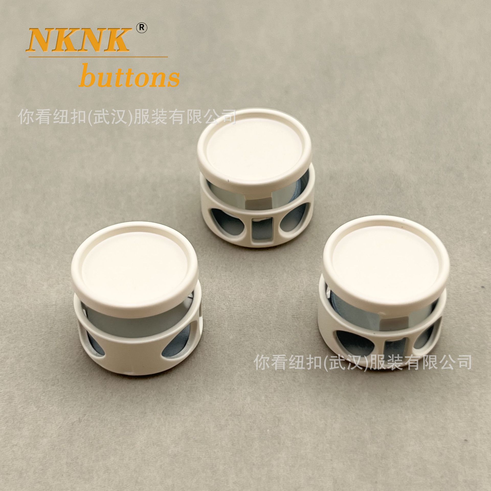 新款平面地雷双孔弹簧扣羽绒服卫衣帽子运动裤裤脚金属调节扣卡扣