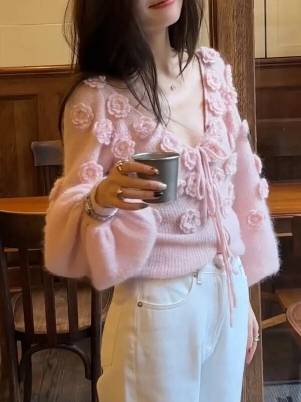 小香风粉色短款针织开衫女秋冬季超好看立体花朵毛衣外套|undefined