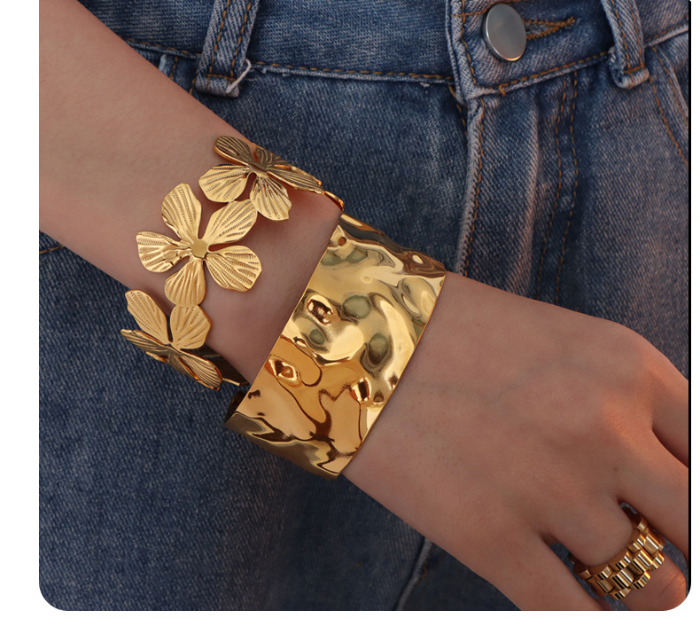 PVD Coated Gold Plating Process Real Gold Plated Plating Material PVD Coated Real Gold Plated Flower Titanium Steel Retro Exaggerated Waterproof Non Tarnish Bangle