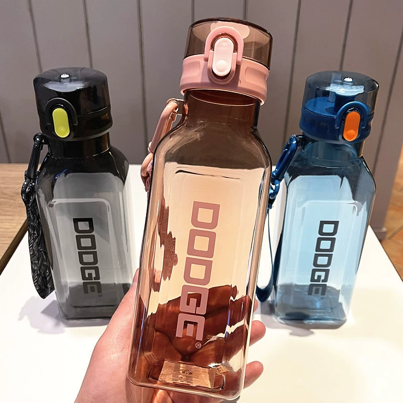 Capacious tea cup, travel handheld hermetic plastic space sports bottle for men and women