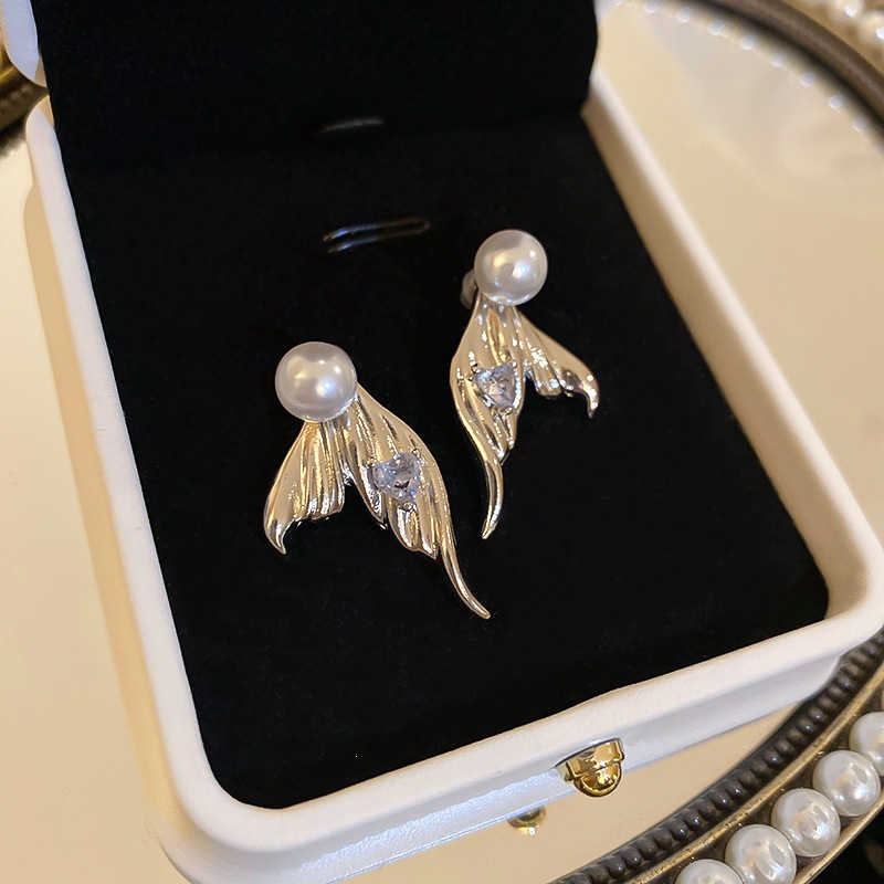 Nicho de diseño de plata amor geometría bola aguja de plata pendientes transfronterizos venta caliente minimalista viento frío fábrica de alto nivel image 20