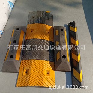 ��ͨ�Oʩ�S�� ͣ܇���Oʩ �p�َ� ��ײ�l �o���Ǔ�܇����݆�U͹�R