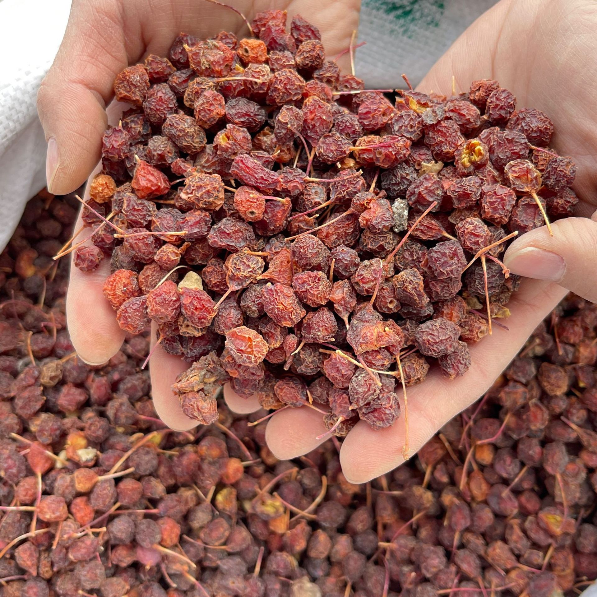 Wild Hawthorn Small Granules 500g Shan Zha Dried Fruit for Tea Wine and Snacking specifications
