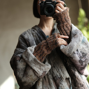 Luoguni Literary Sun Protection, Wind Protection and Warm Versatile Woolen Sleeves Sc092