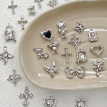 甜酷风黑粉爱心小熊少女风十字架合金吊坠diy手链项链串珠配件银