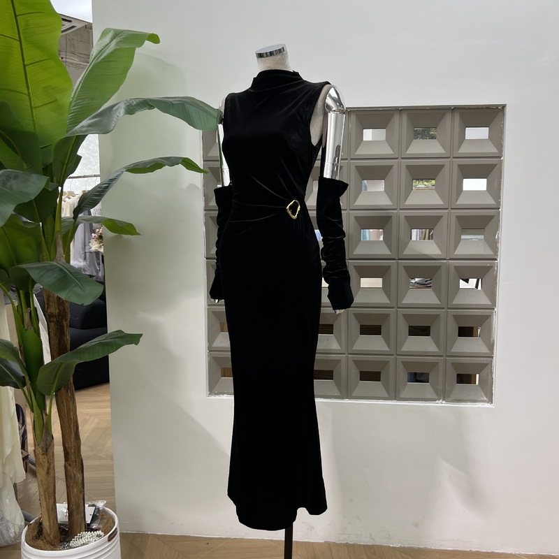 亚马逊春秋2025新品优雅纯欲风丝绒连衣裙配袖套宴会晚礼服高级感|undefined